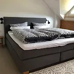Appartement Dachstudio In Traumlage Mit Spektakulaerem Ausblick